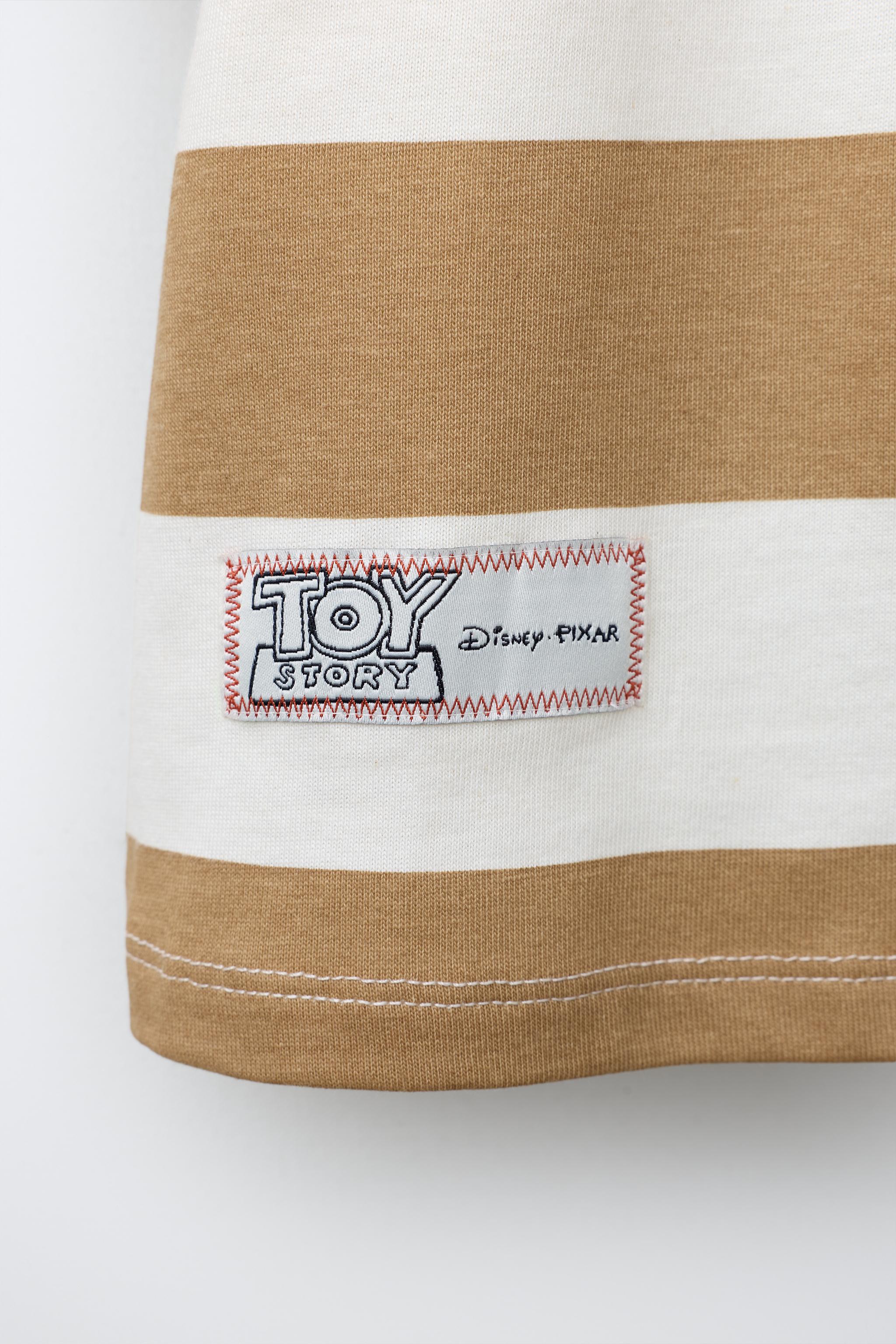 T-SHIRT À RAYURES ET PIÈCES TOY STORY © DISNEY PIXAR